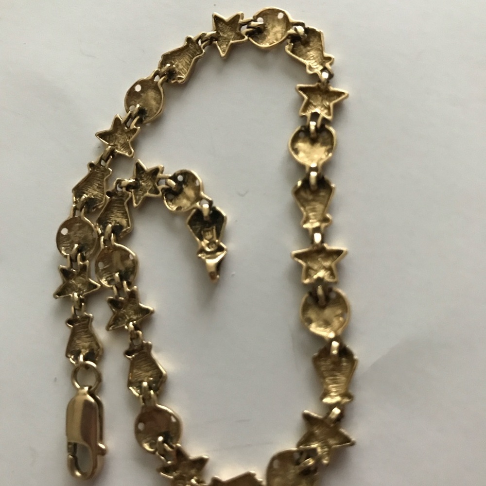 14k Yellow Gold Textured Starfish and Sand Dollar Bracelet - Picture 2 of 9